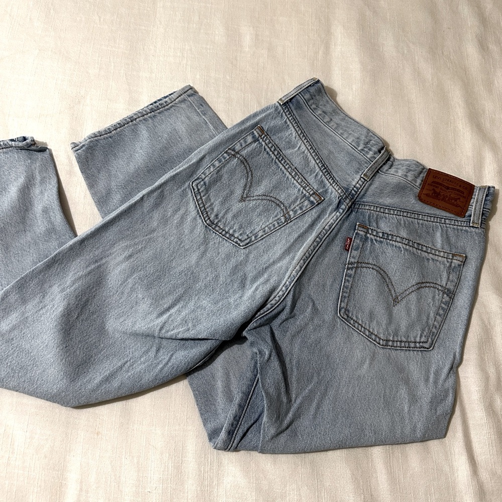 Levi’s ribcage ankle jeans